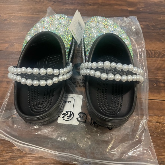 BRAND NEW NEVER WORN BLING CROCS - Picture 4 of 8
